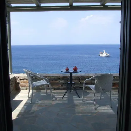 Apartment Unique By The Sea *